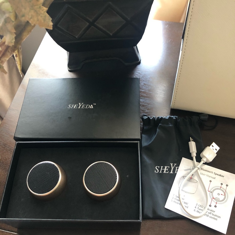 BNIB Bluetooth Speaker Set